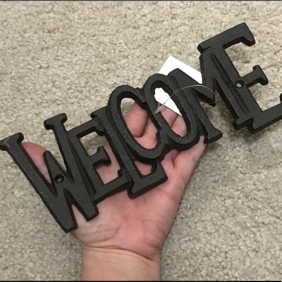 Cast Iron Welcome wall hanging / rustic home decor - Picture 2 of 4